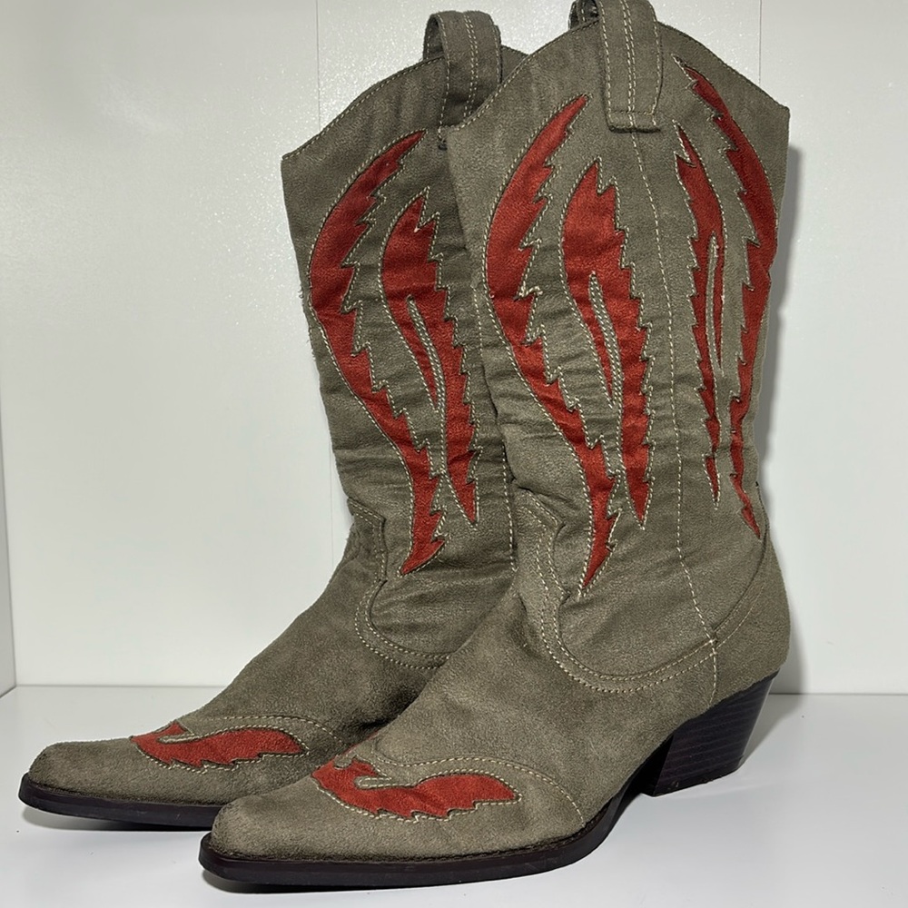 Anne Michelle Taupe and Red Western Heeled Boots